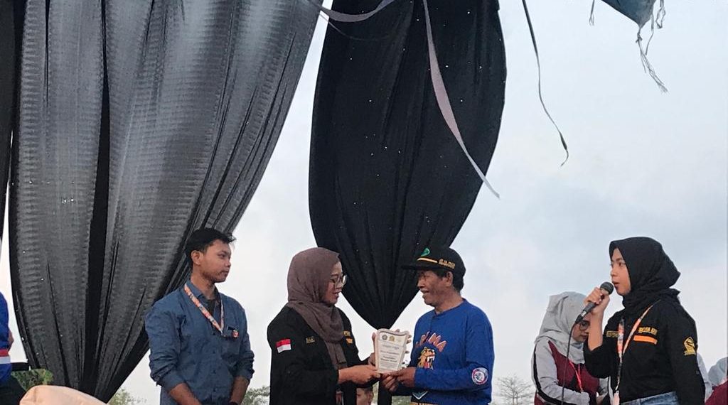 Expo UMKM oleh Mahasiswa UB Ikut Semarakkan Acara Tahunan Desa Ampeldento Karangploso